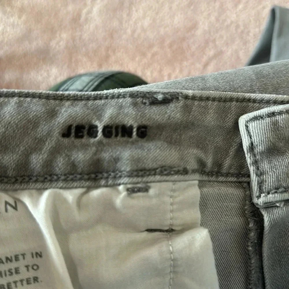 American Eagle Jeggings - Picture 6 of 6